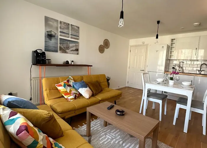 Stoke Newington Deluxe Flat